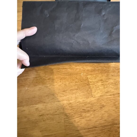 Air New Zealand Amenity Kit W/Bamboo Toothbrush/Pen  Toothpaste Hand/Body Cream - Picture 8 of 9